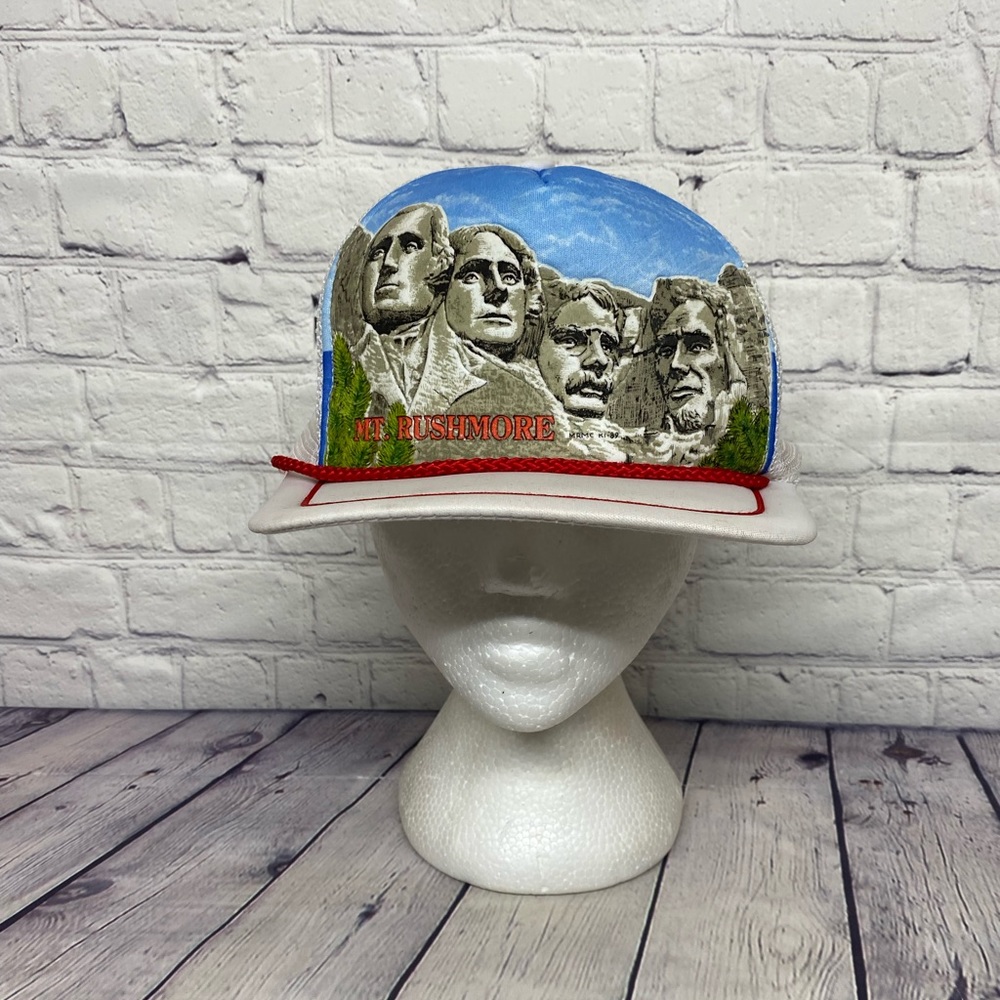 Vintage Mt. Rushmore Trucker Hat Rope Cap Mesh Felt Graphic Logo Kandi Tops